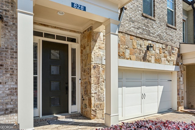 828 Canterbury Overlook NE, Atlanta, GA 30324 - property entrance featuring stone siding