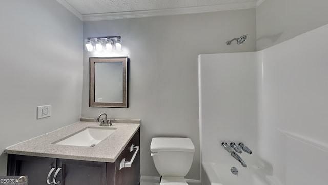 130 Fairview Dr, Stockbridge, GA 30281 - full bath featuring toilet, vanity, crown molding, and washtub / shower combination