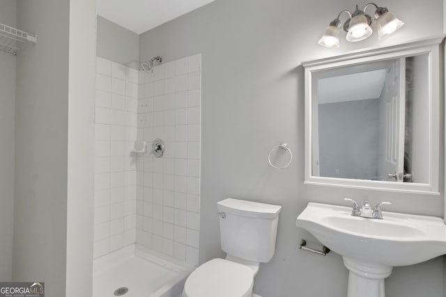 944 Joseph E Boone Blvd NW, Atlanta, GA 30314 - full bath featuring a sink, toilet, and tiled shower