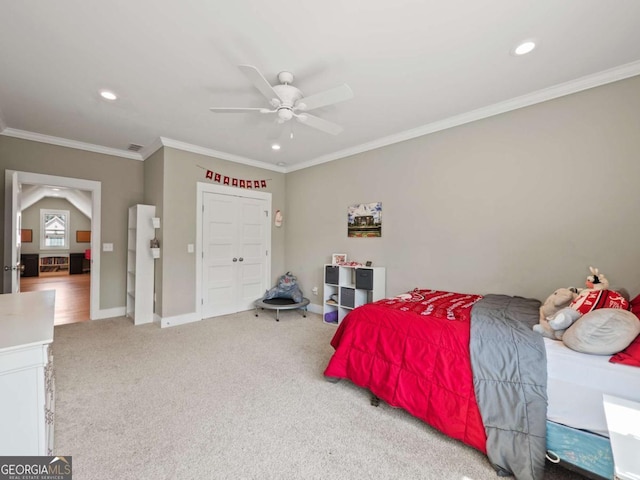 carpeted bedroom with ornamental molding, baseboards, ceiling fan, and recessed lighting