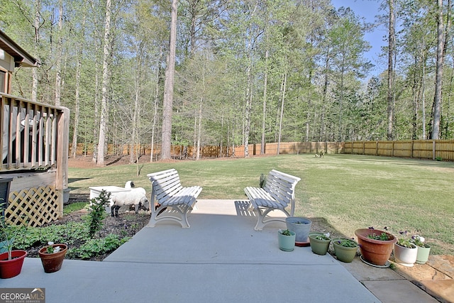 53 Gordon Manor Ct, Senoia, GA 30276 - fenced backyard with a patio