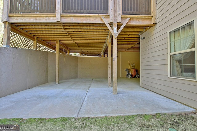 53 Gordon Manor Ct, Senoia, GA 30276 - view of patio featuring a carport