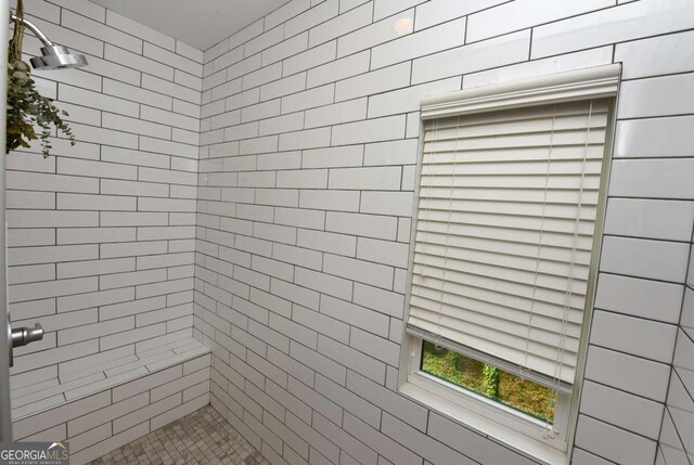 1494 Addison Pl, Decatur, GA 30033 - bathroom with a tile shower