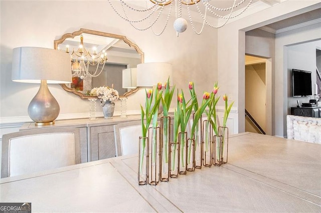 1190 Mosspointe Dr, Roswell, GA 30075 - detailed view of a chandelier and ornamental molding