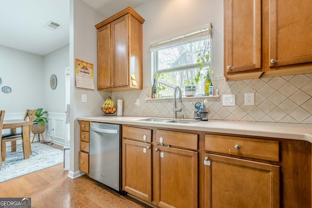 2705 Maple Park Pl Unit 29, Cumming, GA 30041 - kitchen featuring a sink, visible vents, light countertops, and dishwasher