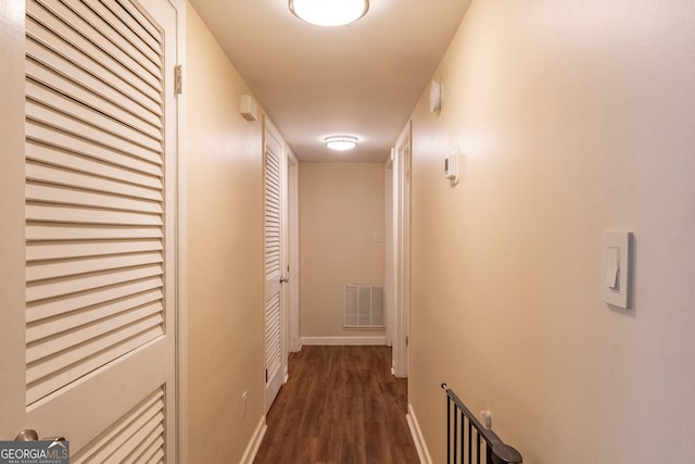 177 Amherst Pl NW, Atlanta, GA 30327 - hall featuring dark wood-style floors, visible vents, and baseboards