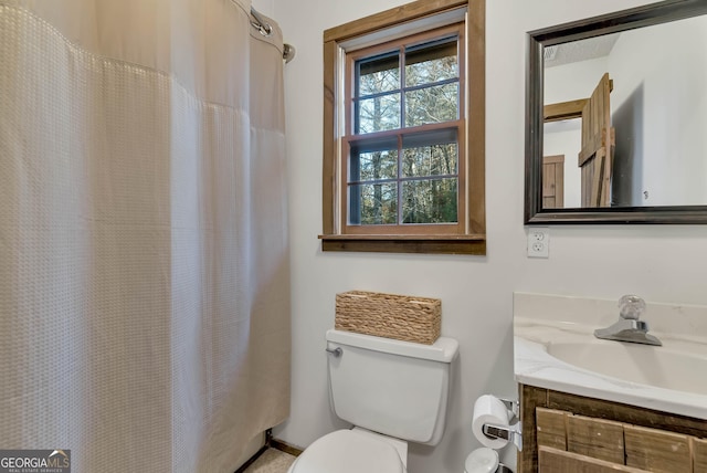 80 Lake Forest Ct, Lakemont, GA 30552 - bathroom with toilet, vanity, and a shower with shower curtain