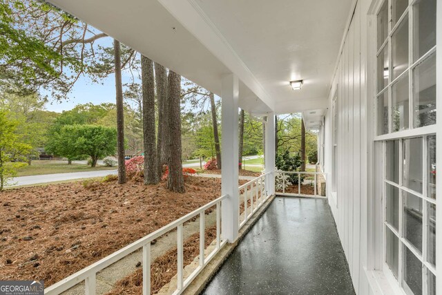 2694 Hickory Valley Dr, Snellville, GA 30078 - exterior space featuring a porch