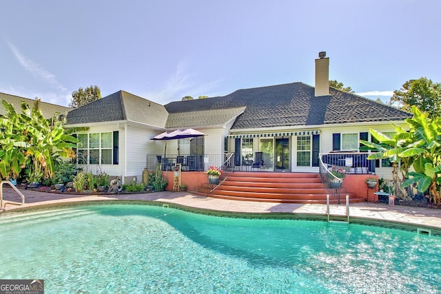 494 Thrash Rd, Lagrange, GA 30241 - swimming pool with a deck