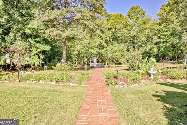 494 Thrash Rd, Lagrange, GA 30241 - view of grassy yard featuring a gazebo