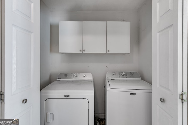 86 S Chattahoochee Dr, Hogansville, GA 30230 - laundry area featuring washing machine and dryer and cabinet space