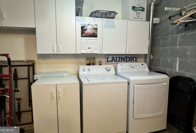 7 Lakeview Dr, Hayesville, NC 28904 - clothes washing area featuring cabinet space and washer and dryer