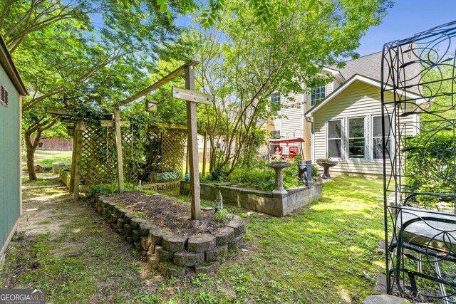 545 Goldfinch Way, Stockbridge, GA 30281 - view of yard