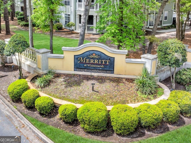 view of community / neighborhood sign