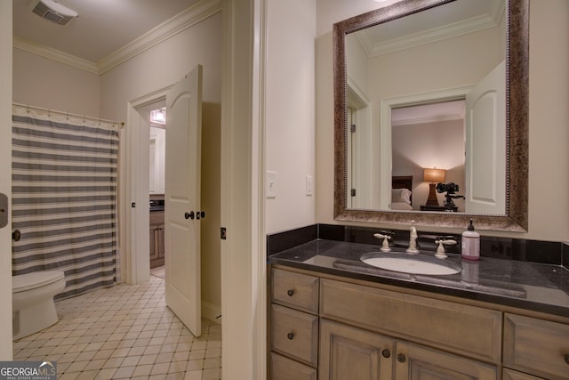 13 Breckenridge Rd SE, Rome, GA 30161 - full bath with vanity, crown molding, tile patterned floors, and connected bathroom