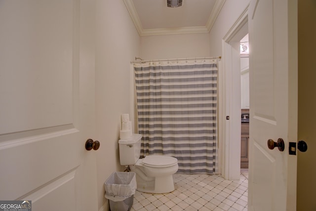 13 Breckenridge Rd SE, Rome, GA 30161 - bathroom with toilet, ornamental molding, a shower with curtain, and tile patterned floors