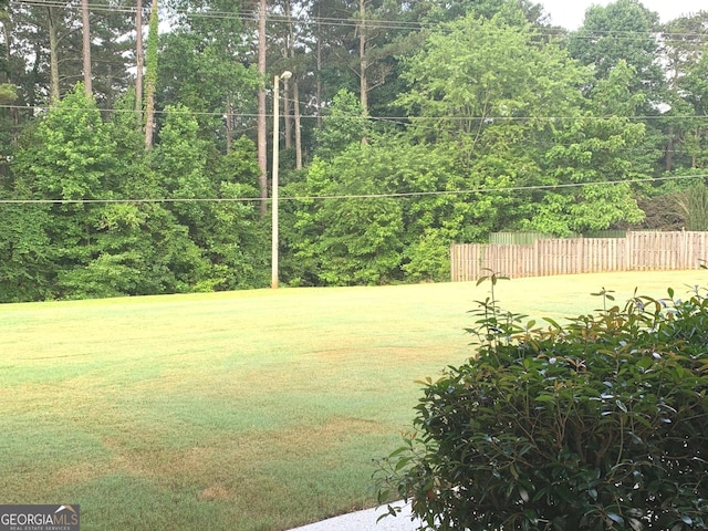 6279 Giles Rd, Lithonia, GA 30058 - view of yard