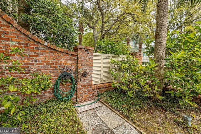 17 Sea Oats Ln, Saint Simons, GA 31522 - view of gate