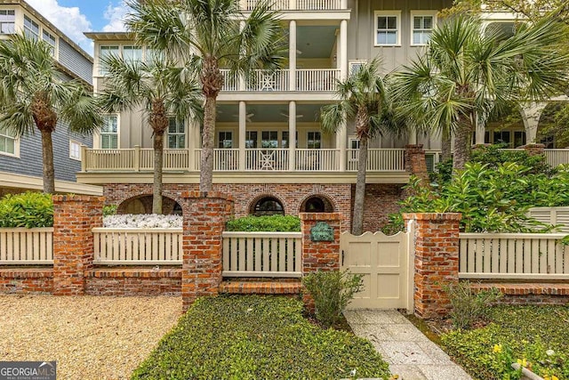 17 Sea Oats Ln, Saint Simons, GA 31522 - exterior space with fence