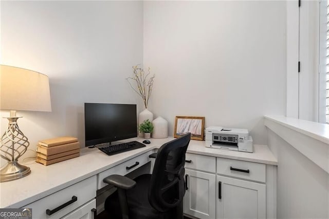 825 Maplewood Dr, Roswell, GA 30075 - home office featuring built in study area