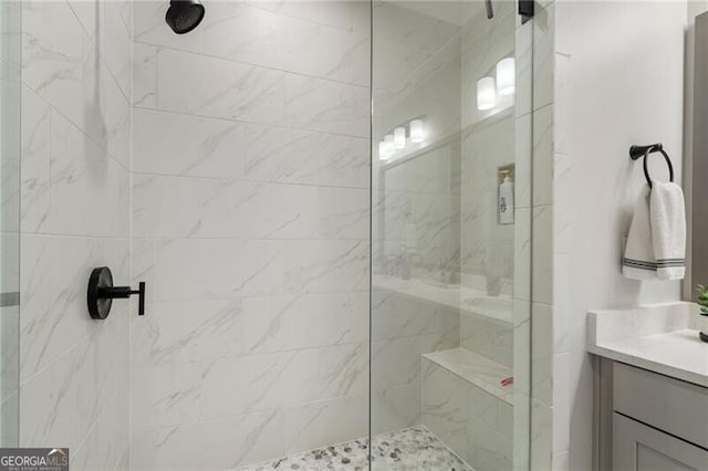 825 Maplewood Dr, Roswell, GA 30075 - full bath featuring a tile shower and vanity