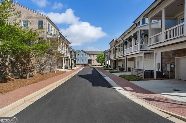 825 Maplewood Dr, Roswell, GA 30075 - view of road featuring a residential view