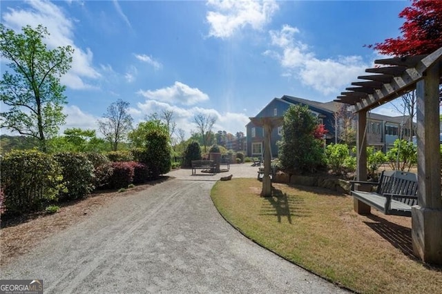 825 Maplewood Dr, Roswell, GA 30075 - view of home's community with a yard