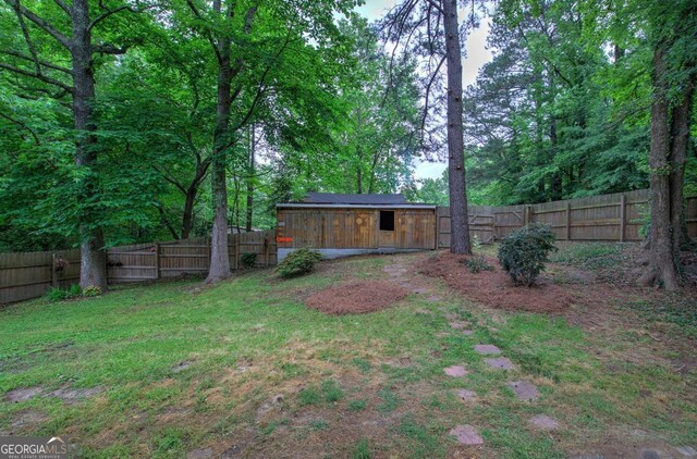 3647 Miller St, Lithia Springs, GA 30122 - view of yard featuring an outbuilding