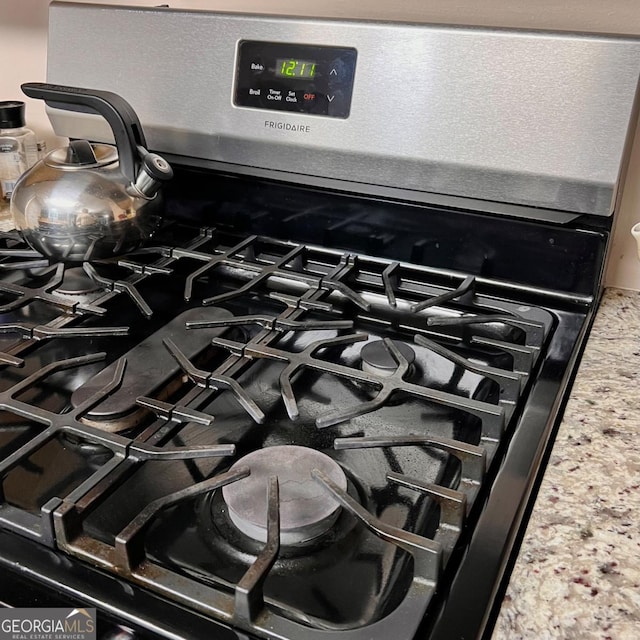 33 Mountain View Dr, Rockmart, GA 30153 - kitchen view of stainless steel gas stove