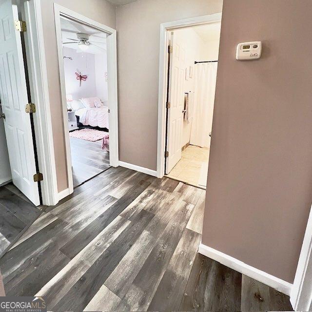 33 Mountain View Dr, Rockmart, GA 30153 - hallway featuring wood finished floors and baseboards
