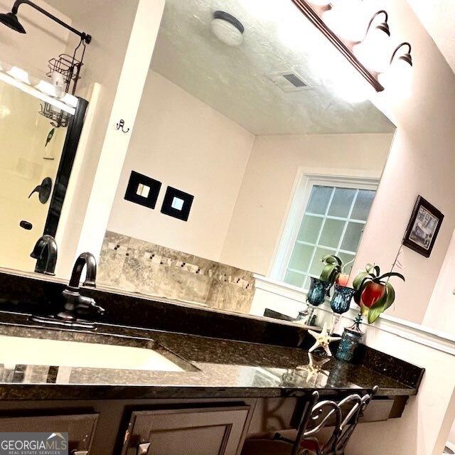 33 Mountain View Dr, Rockmart, GA 30153 - bathroom featuring a sink