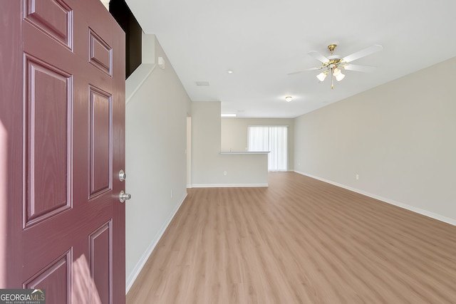 7112 Brookview Way, Riverdale, GA 30274 - interior space featuring light wood-style flooring, visible vents, ceiling fan, and baseboards