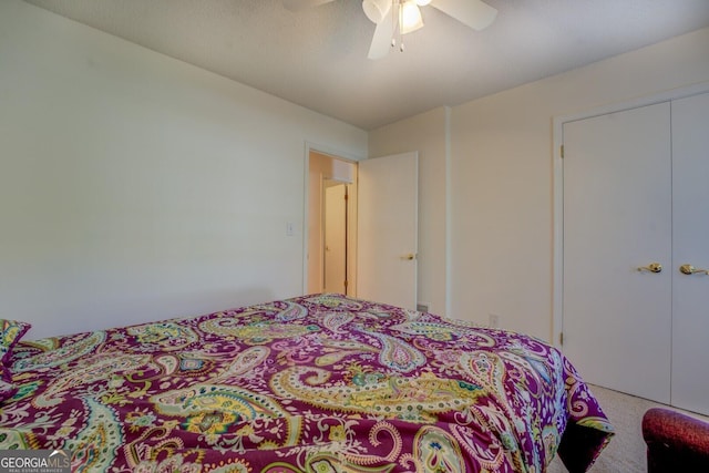 bedroom with ceiling fan