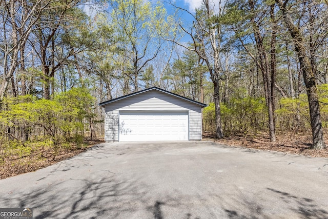 view of detached garage