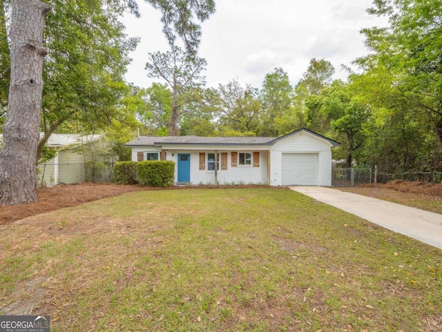 244 Sherwood Ln, Brunswick, GA 31525 - ranch-style house featuring driveway and a garage