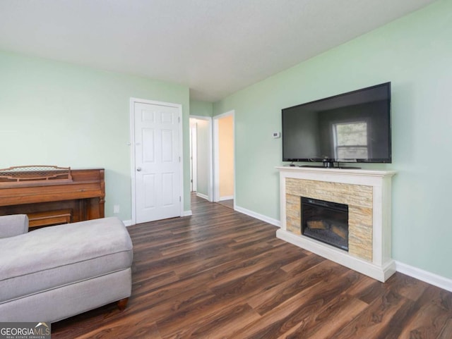 244 Sherwood Ln, Brunswick, GA 31525 - living area with wood finished floors and a fireplace