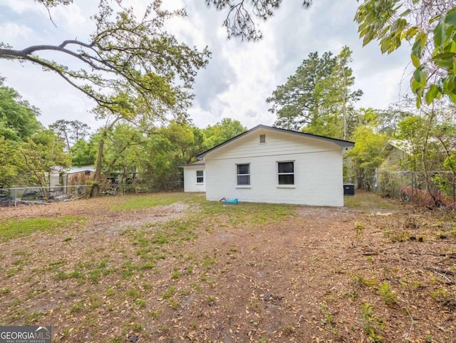 244 Sherwood Ln, Brunswick, GA 31525 - rear view of house