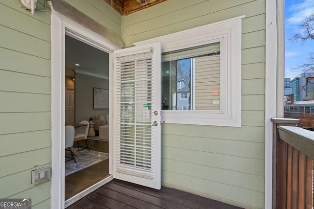 view of property entrance