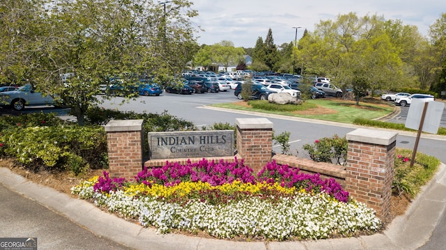 890 Muirfield Rdg, Marietta, GA 30068 - community sign featuring uncovered parking