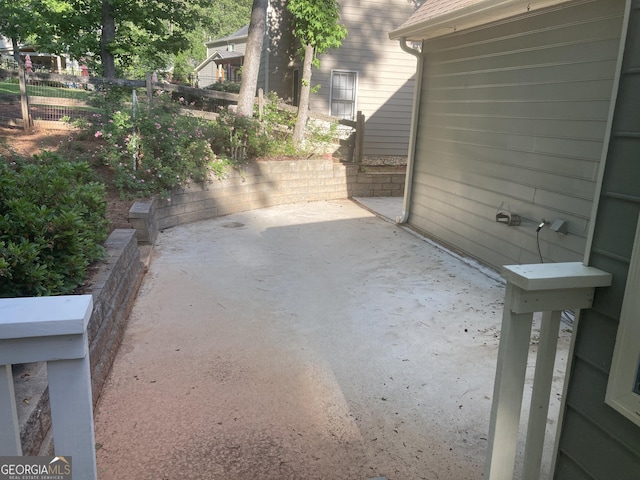 863 Fairwood Pointe NW, Acworth, GA 30101 - view of patio featuring fence