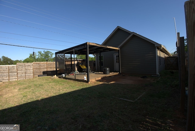 view of yard featuring a fenced backyard and a patio area