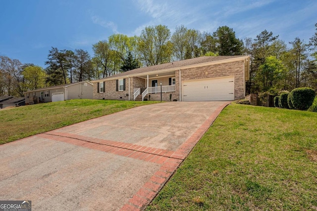 182 Hickory Dr, Ringgold, GA 30736 - single story home with brick siding, driveway, a garage, and a front yard