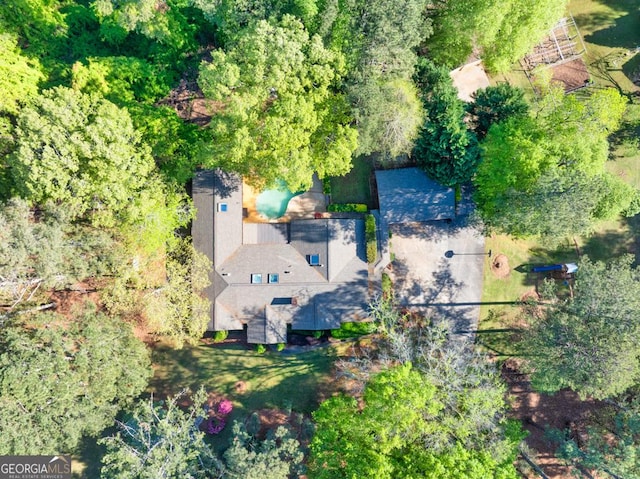 aerial view of property and surrounding area