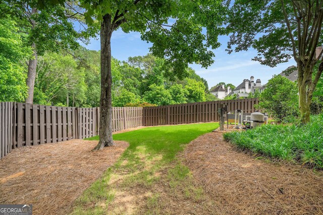 6201 Neely Farm Dr, Peachtree Corners, GA 30092 - view of yard