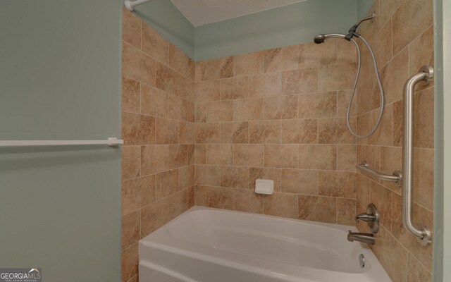 186 Foxdale Dr, Toccoa, GA 30577 - bathroom with shower / washtub combination