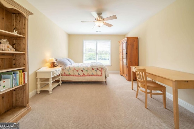bedroom featuring ceiling fan, light colored carpet, baseboards, and visible vents