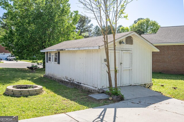 1 Graben Dr NW, Rome, GA 30165 - view of shed featuring a fire pit