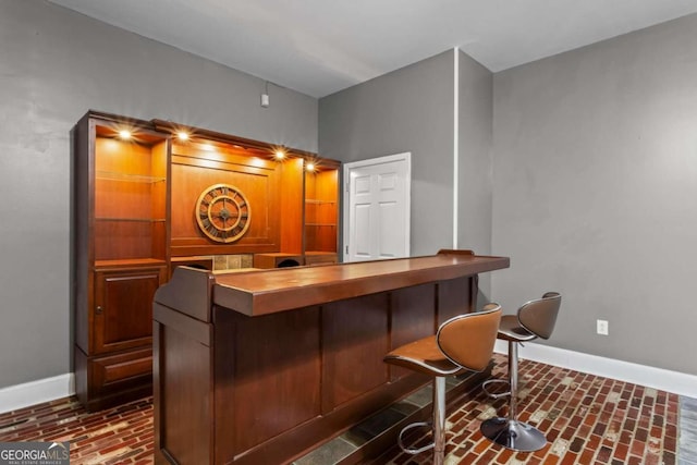 2455 Horseleg Creek Rd SW, Rome, GA 30165 - bar with brick floor and baseboards