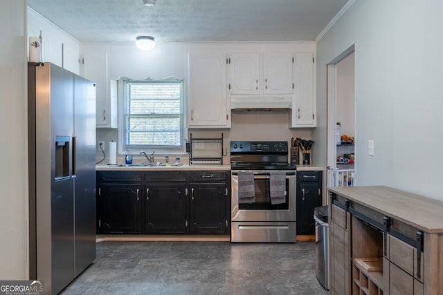 140 Goldust Ave, Clarkesville, GA 30523 - kitchen featuring stainless steel appliances, under cabinet range hood, white cabinets, and light countertops