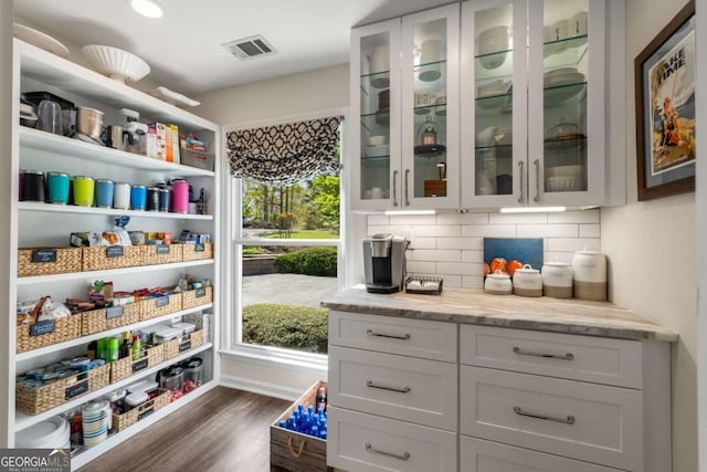 6477 Old Shadburn Ferry Rd, Buford, GA 30518 - view of pantry